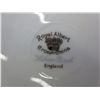 Image 2 : 5 Royal Albert plates