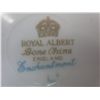 Image 3 : 5 Royal Albert plates