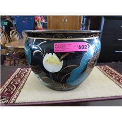 Pot planter with flower motif 10" high, 12" dia.