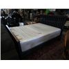 Image 1 : Queen size wood bed frame