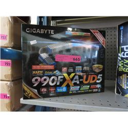 Gigabyte 990FXA-UD5 motherboard