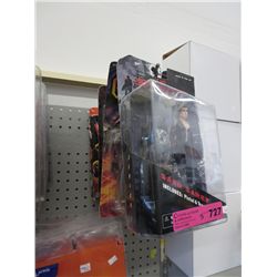 5 boxes of action figures