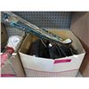Image 1 : Battery charger, window wipers, battery pack, etc