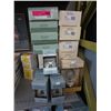 Image 1 : Approx. 16 assorted bathroom fixtures
