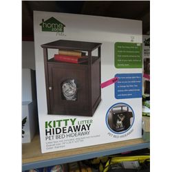 Kitty Litter Hideaway/Petbed, in box