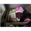 Image 1 : Box of assorted items