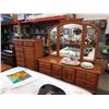 Image 1 : 5 pc bedroom set