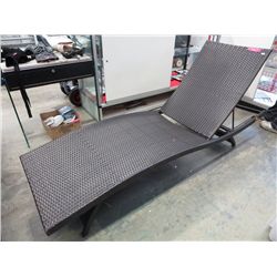 Wicker chaise lounge