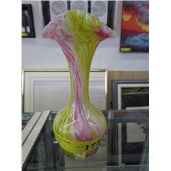 Art glass vase - Pink & yellow - Fluted edge