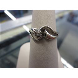 14KT White gold & Diamond ring