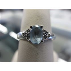 10KT White Gold Diamond & Aquamarine ring