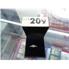 Image 2 : 10KT yellow gold & diamond ring