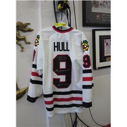 Signed Bobby Hull jersey - Size Medium