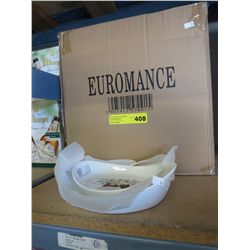 Case of glazed ceramic trays