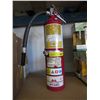 Image 1 : Fire extinguisher