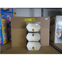 Case of nut dishes