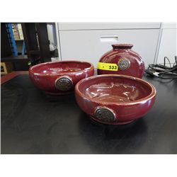 3 Glazed ceramic decorative items