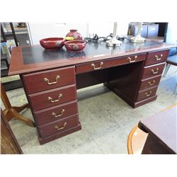 Solid desk with 7 drawers