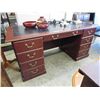 Image 1 : Solid desk with 7 drawers