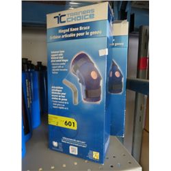 2 Hinged knee braces, in box