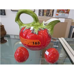 Glazed ceramic Tomato jug