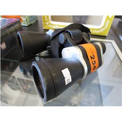 Binoculars, with lenses made Leader Optical