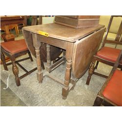Vintage oak gate leg table, circa 1920's