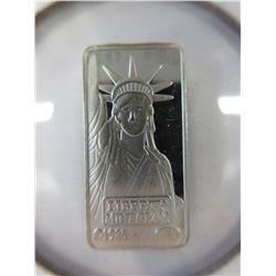 1985 American Flag & Statue of Liberty bar