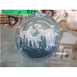 Collectable paperweight
