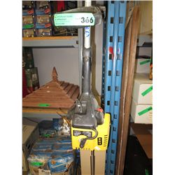Gas powered weed eater