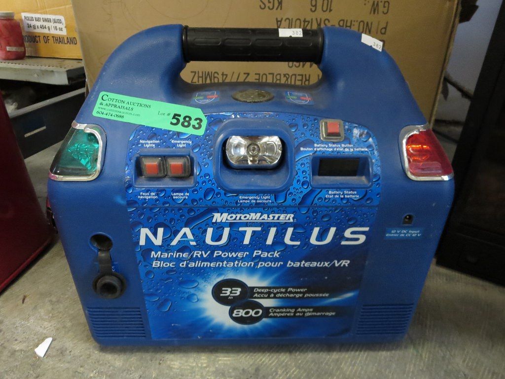 MotoMaster Nautilus marine/RV power pack