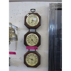 Wall barometer