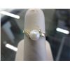 Image 1 : 14KT Gold and white pearl solitaire ring