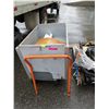 Image 1 : Rolling cart with produce box