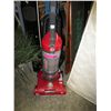 Image 1 : Hoover WindTunnel vacuum cleaner