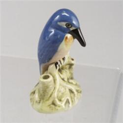 WELLER flower frog with kingfisher in blue and pink. Unmarked. 3 1/2"...