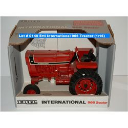 Ertl International 966 Tractor (1:16)