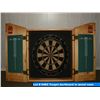 Image 2 : Target dartboard in wood case