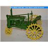 Image 1 : 50th Ann. John Deere model G tractor