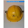 Image 1 : John Deere hard hat