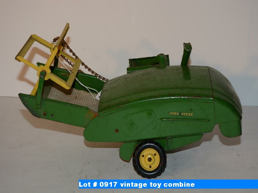 vintage John Deere toy combine Bodnarus Auctioneering