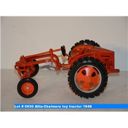 Allis-Chalmers toy tractor 1948