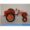 Image 2 : Allis-Chalmers toy tractor 1948