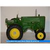 Image 2 : Ertl John Deere Model M series III