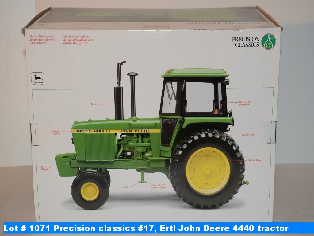 Precision classics 17, Ertl John Deere 4440 tractor