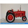Image 2 : Franklin Mint Precision models McCormick Farmall model H tractor