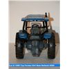 Image 4 : Toy Farmer Ertl New Holland 8260 tractor