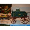 Image 1 : John Deere miniature wagon