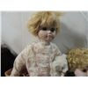 Image 3 : LOT 3 PORCELAIN DOLLS 15" TALL