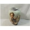 Image 3 : CHRISTMAS AROUND THE WORLD SHEPHERD BOY VASE